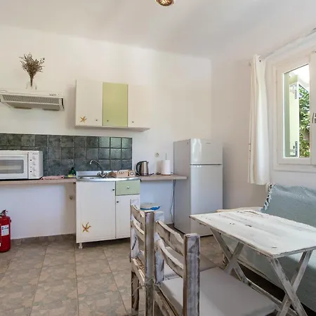 펜션 Retreats 1 Paros Isterni (Paros)