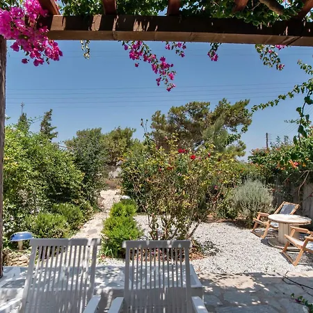 Retreats 1 Paros Semesterbostad Isterni (Paros)